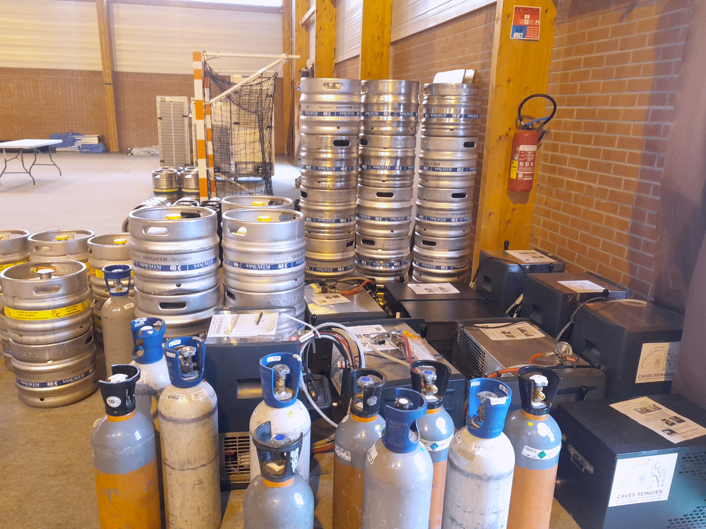 Location-tireuse-a-biere-tous-futs-Caves-Seingier-Cambrin
